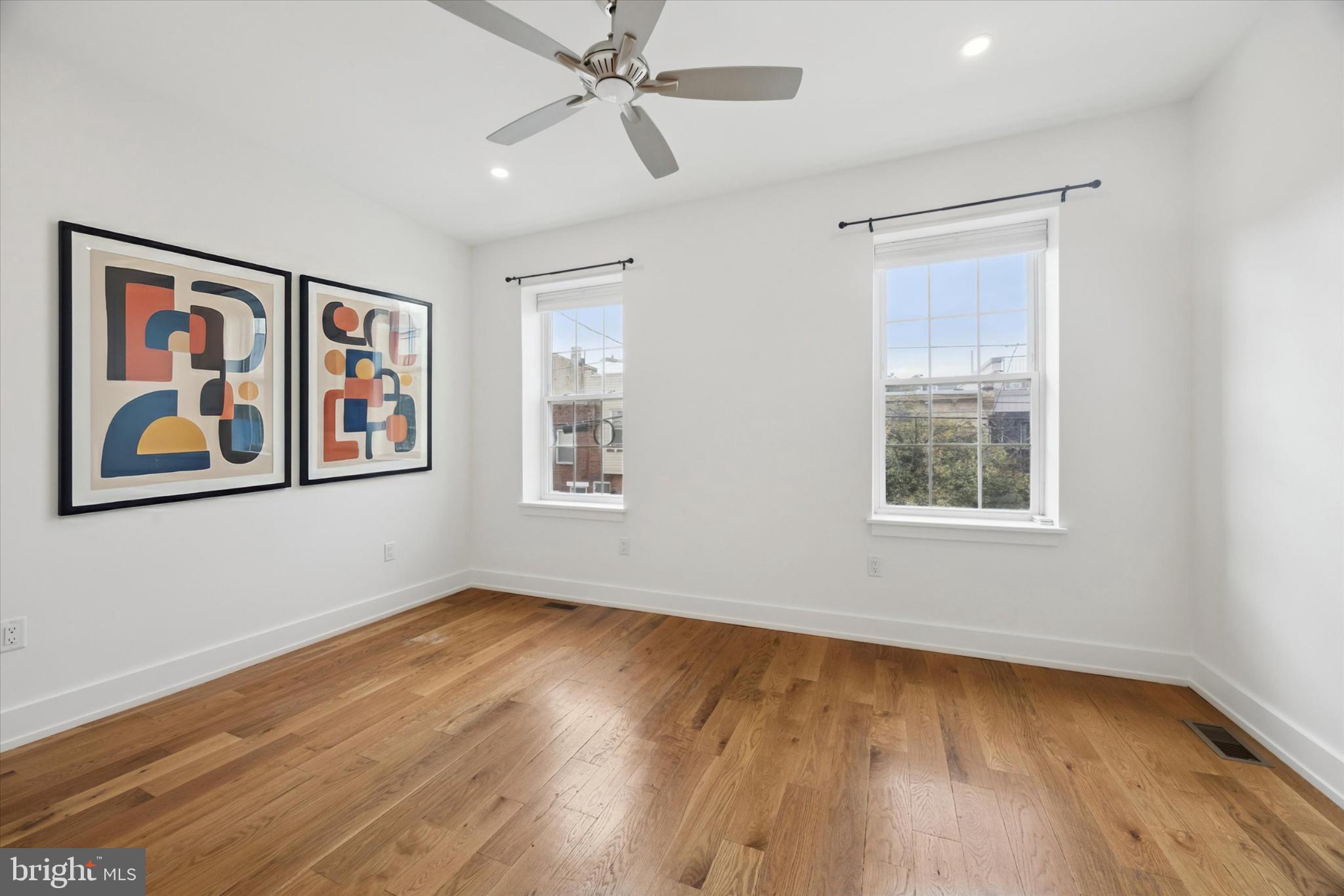 DICKINSON NARROWS - Residential