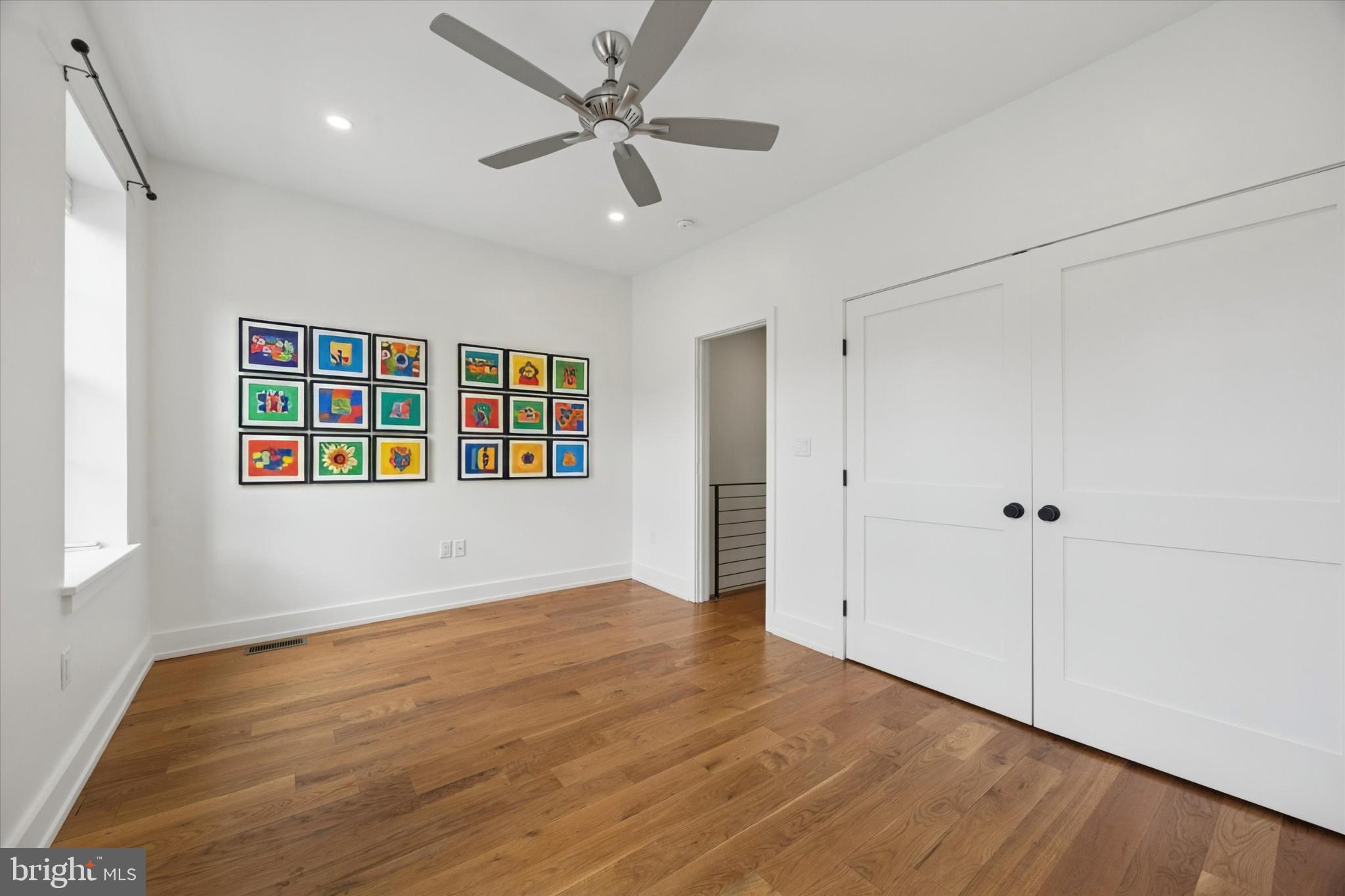 DICKINSON NARROWS - Residential