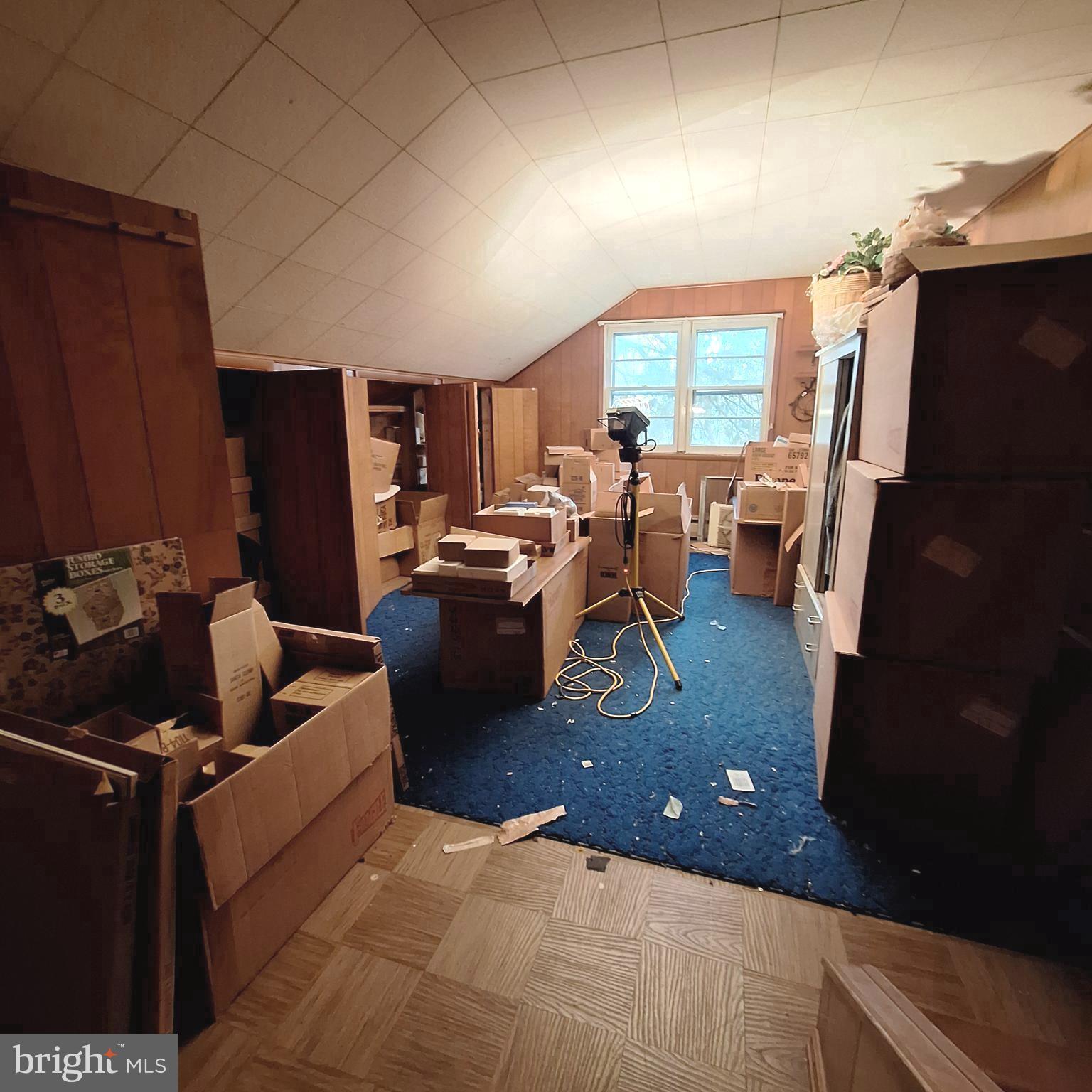 SCOT GLEN - Residential