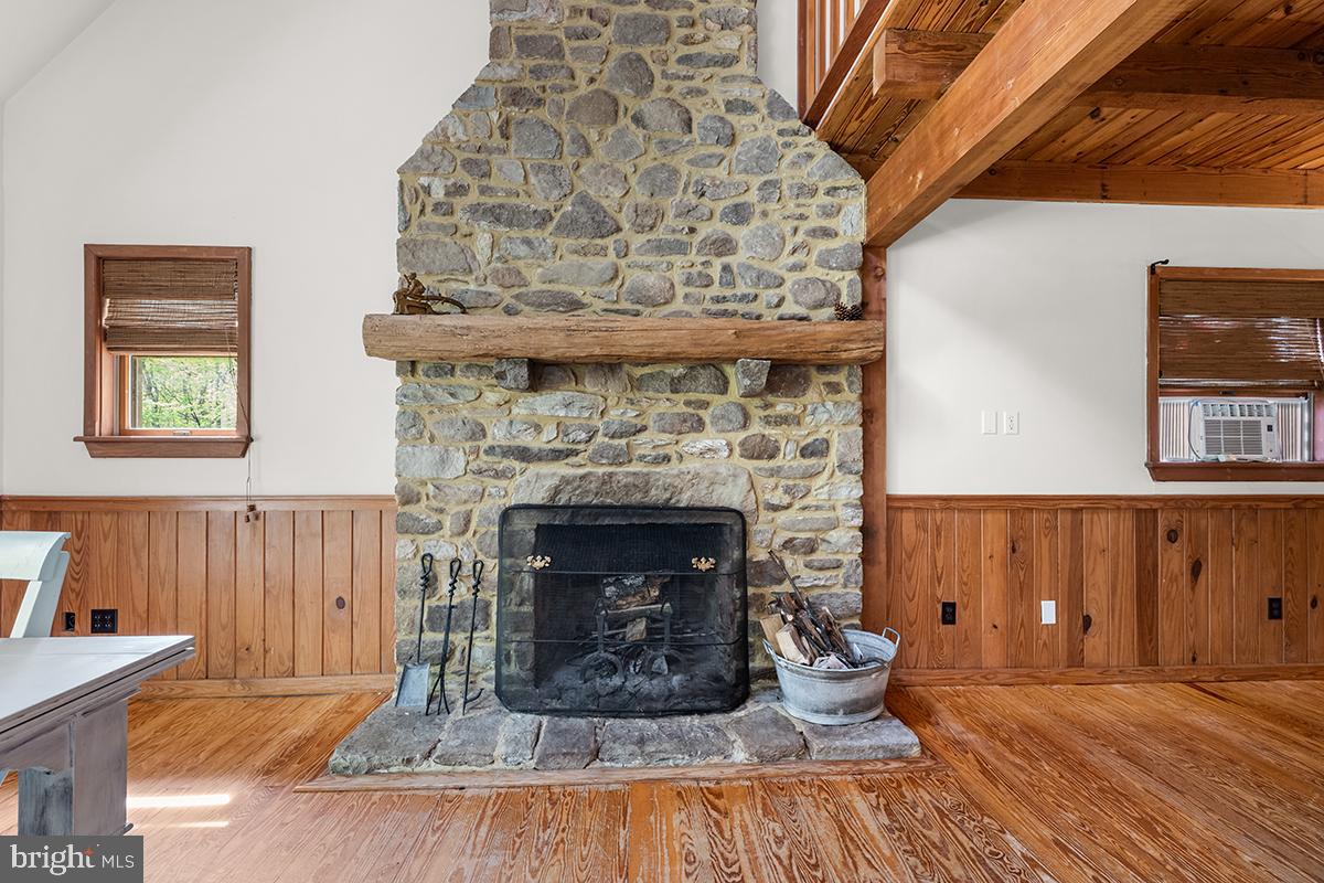 SHORT HILL - Residential