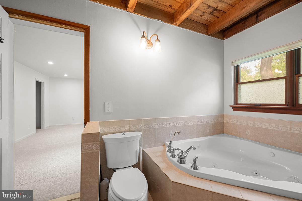 SHORT HILL - Residential