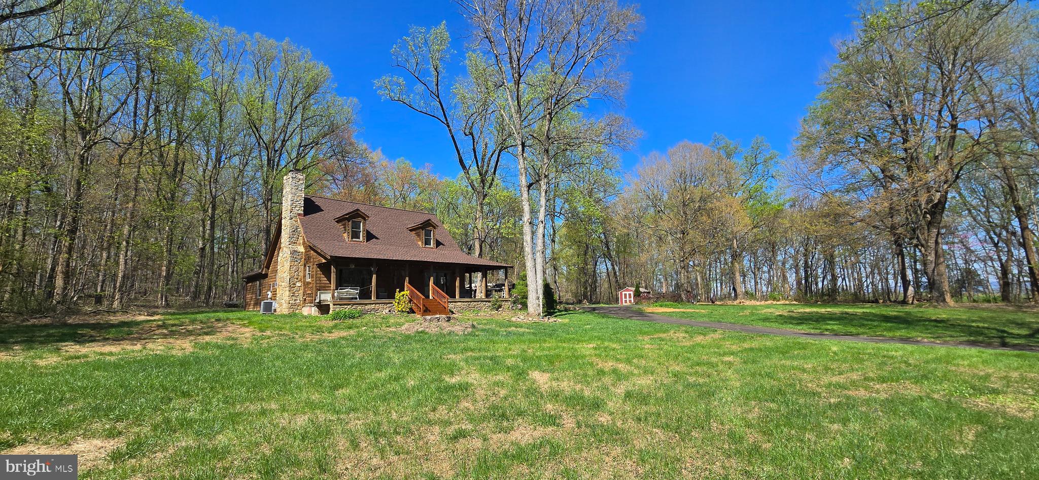 SHORT HILL - Residential