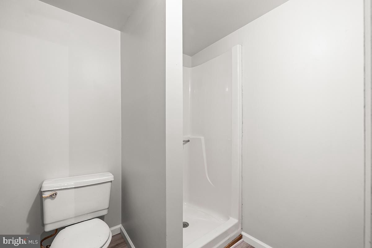 SHORT HILL - Residential