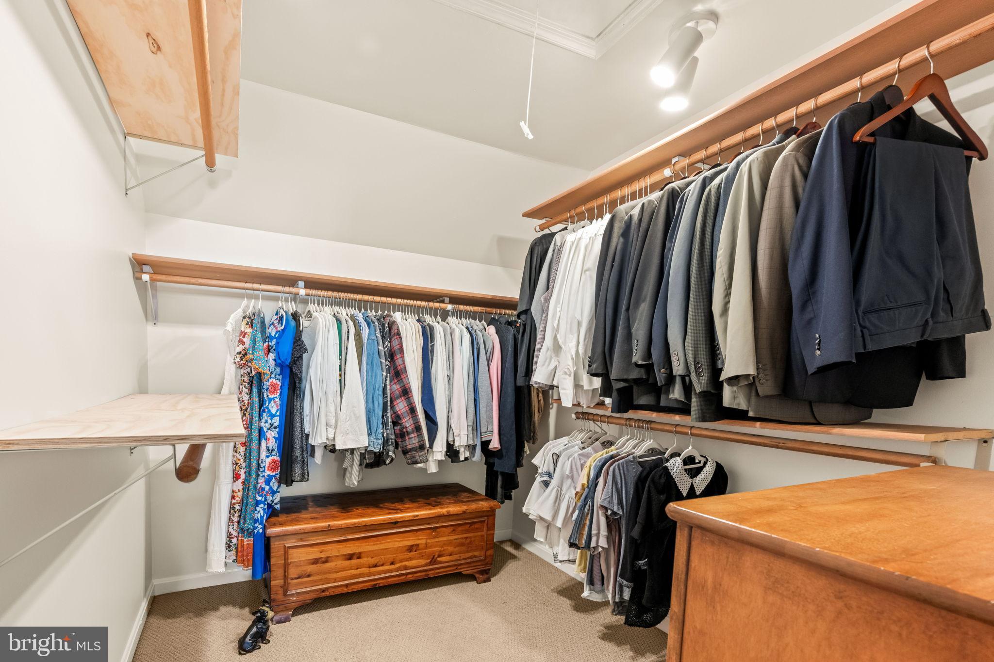 BEVERLY HILLS - Residential