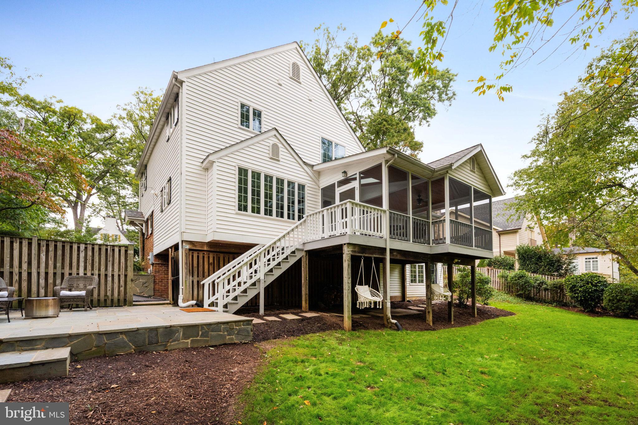 BEVERLY HILLS - Residential