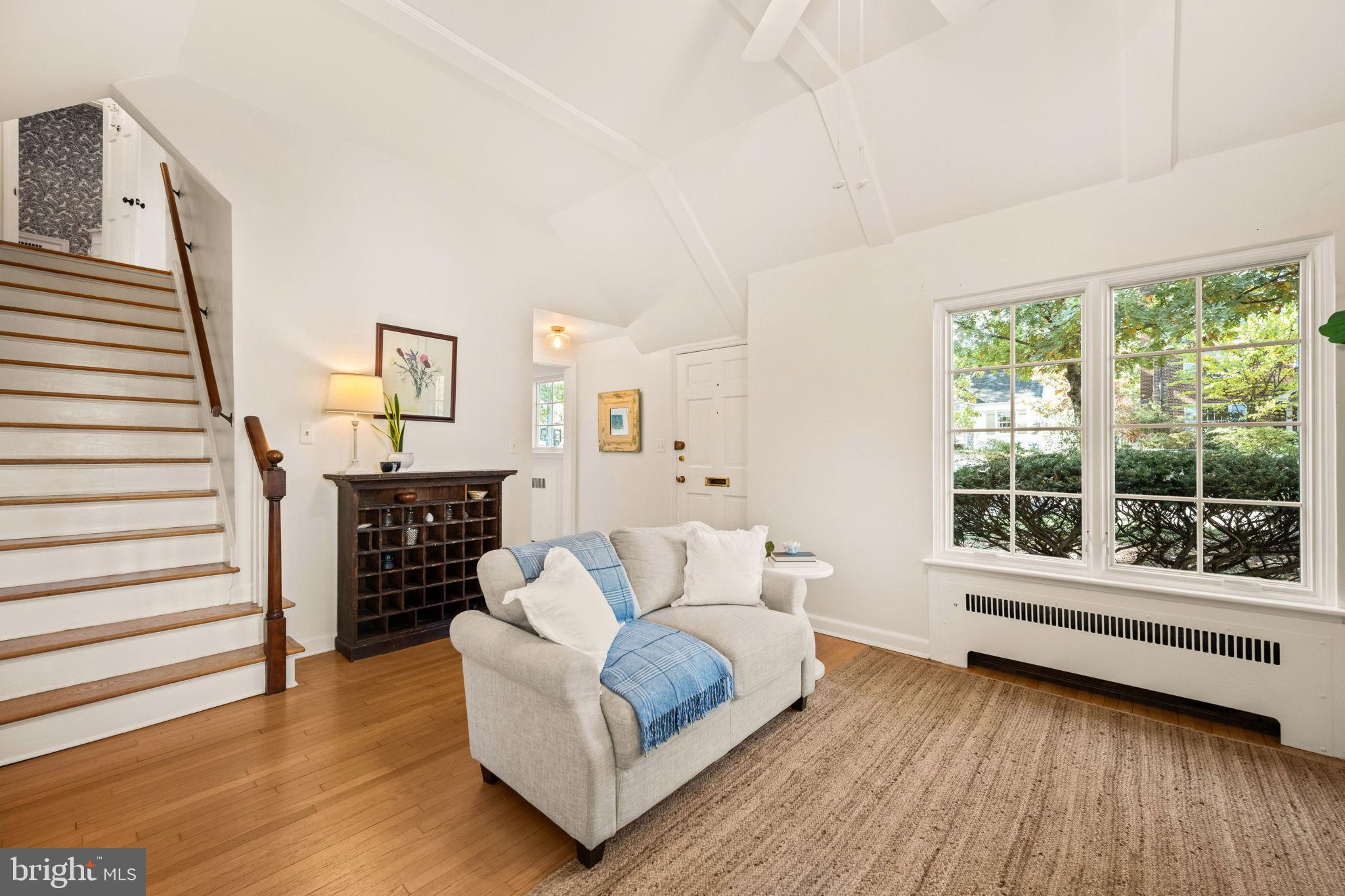 BEVERLY HILLS - Residential