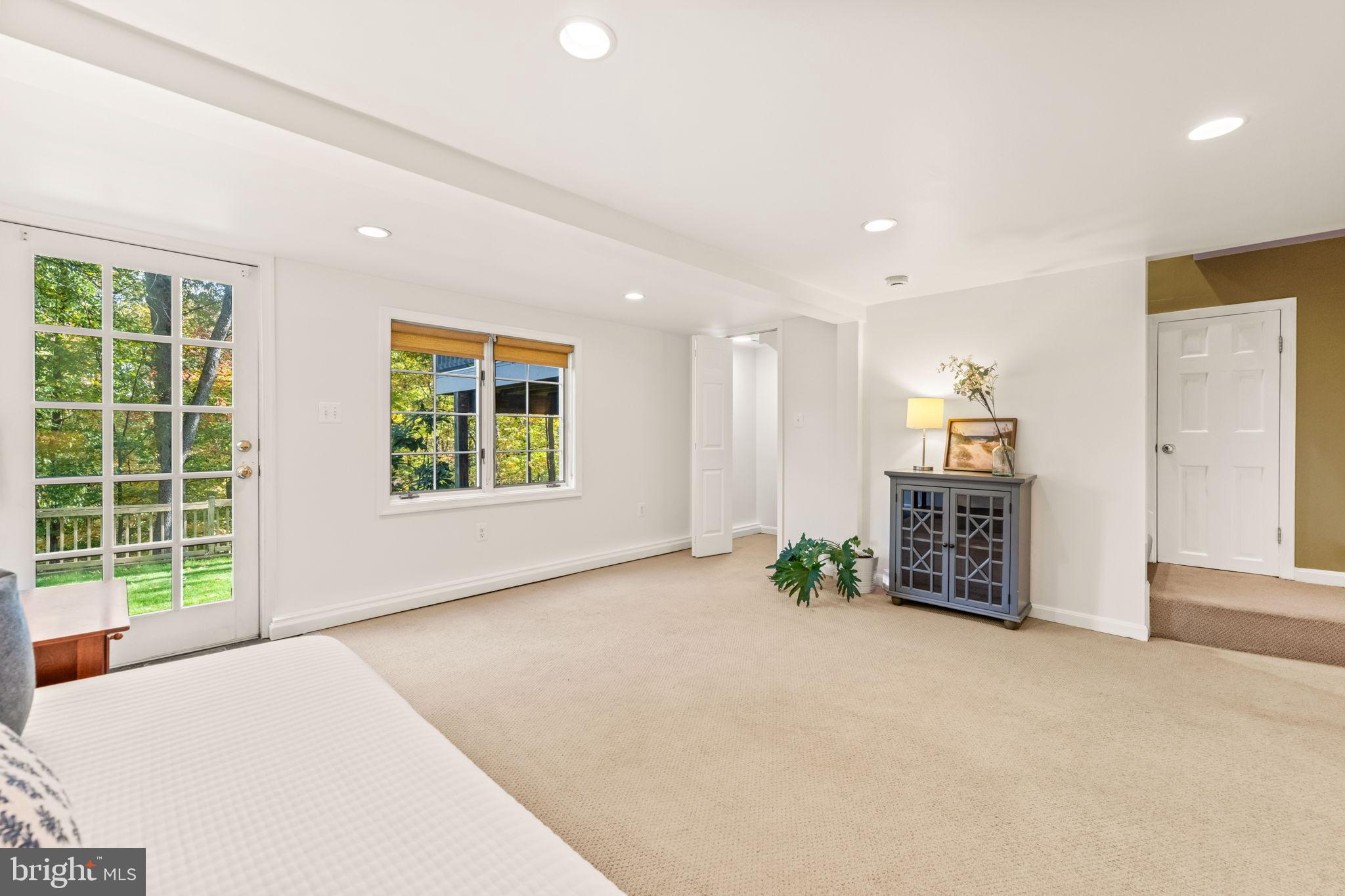 BEVERLY HILLS - Residential