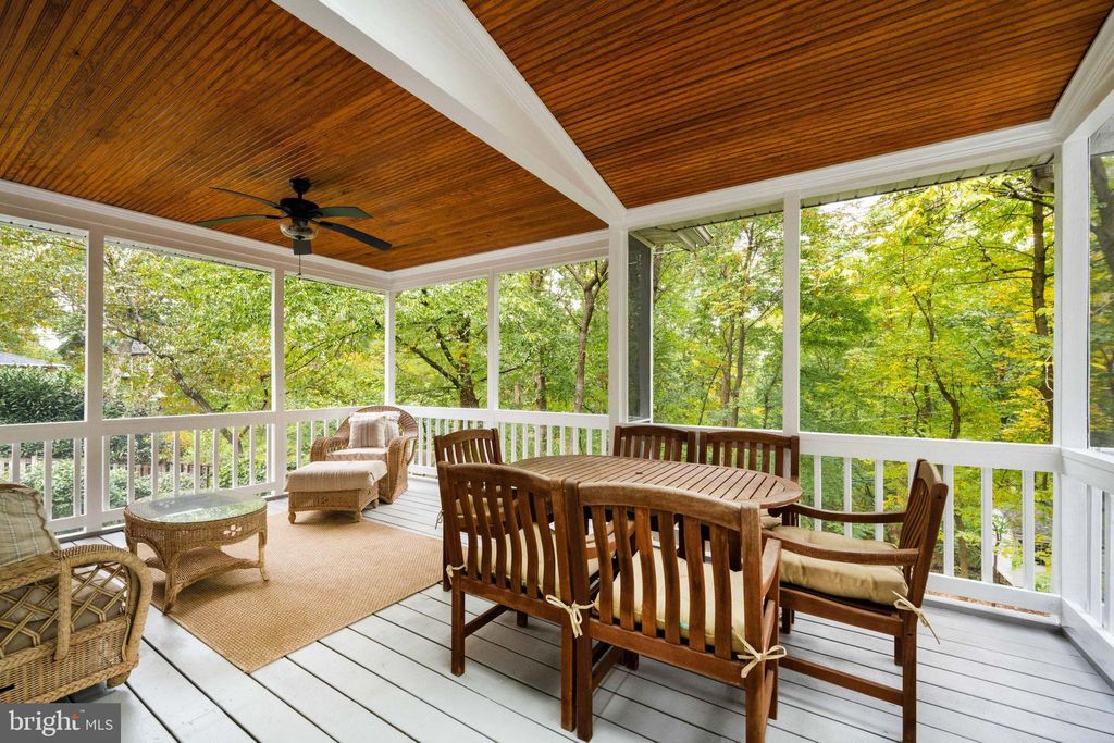 Photo of 3203 Circle Hill Road, ALEXANDRIA, VA 22305 (MLS # VAAX2051364)