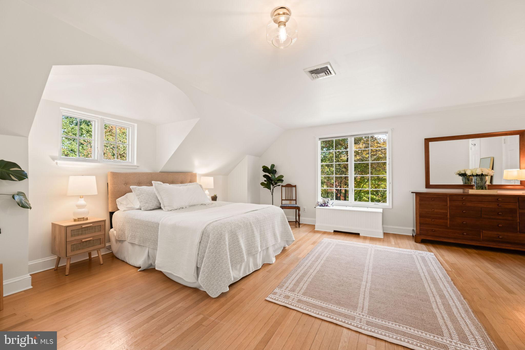 BEVERLY HILLS - Residential