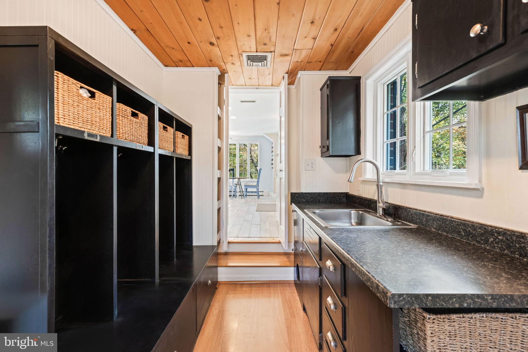 BEVERLY HILLS - Residential