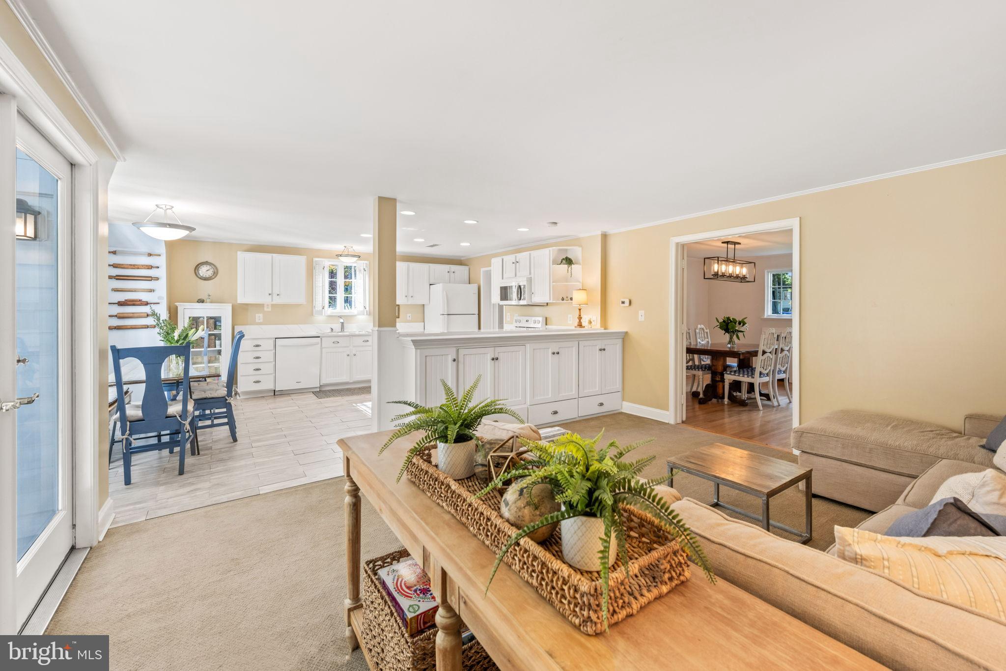 BEVERLY HILLS - Residential