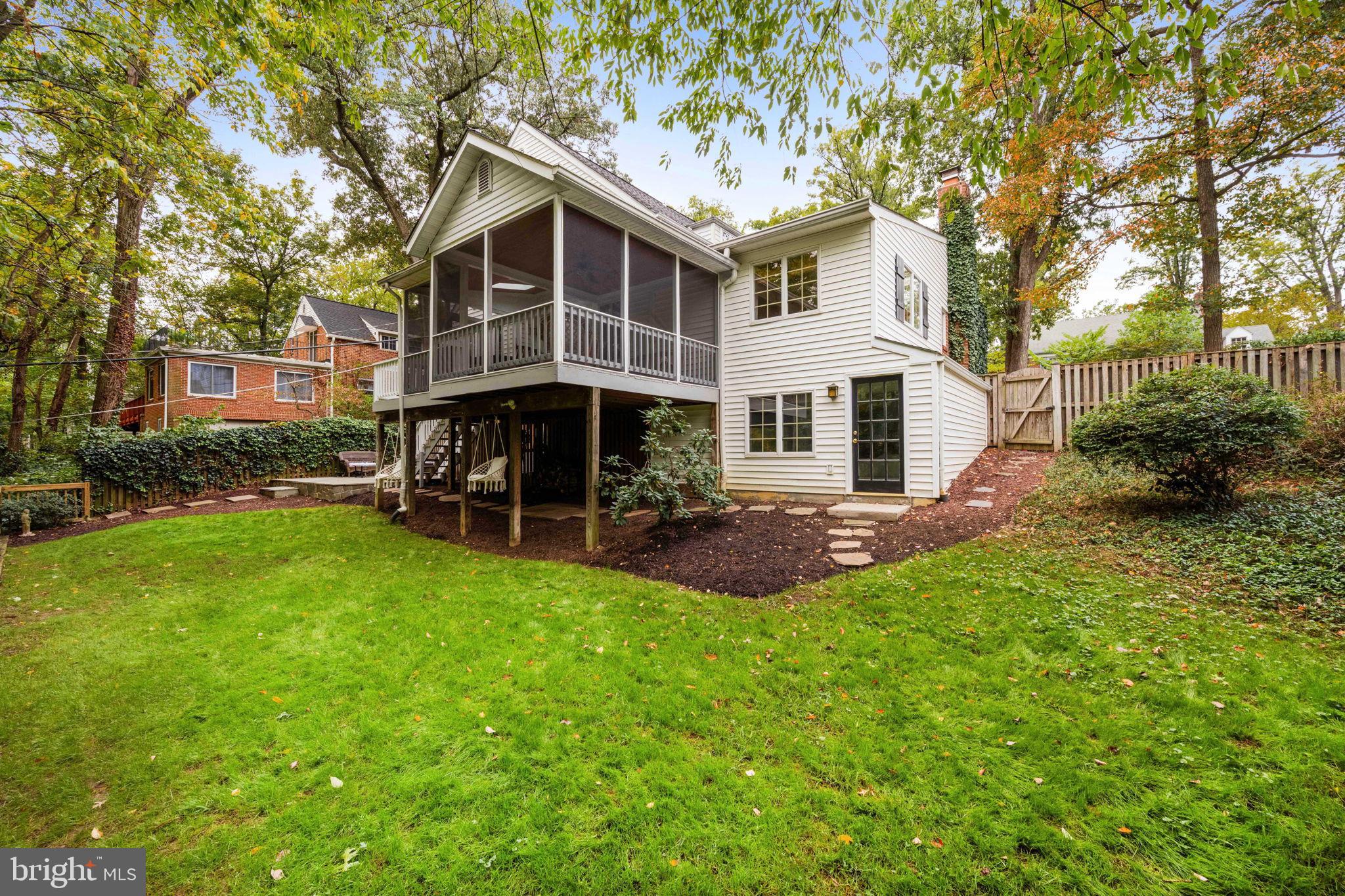 BEVERLY HILLS - Residential