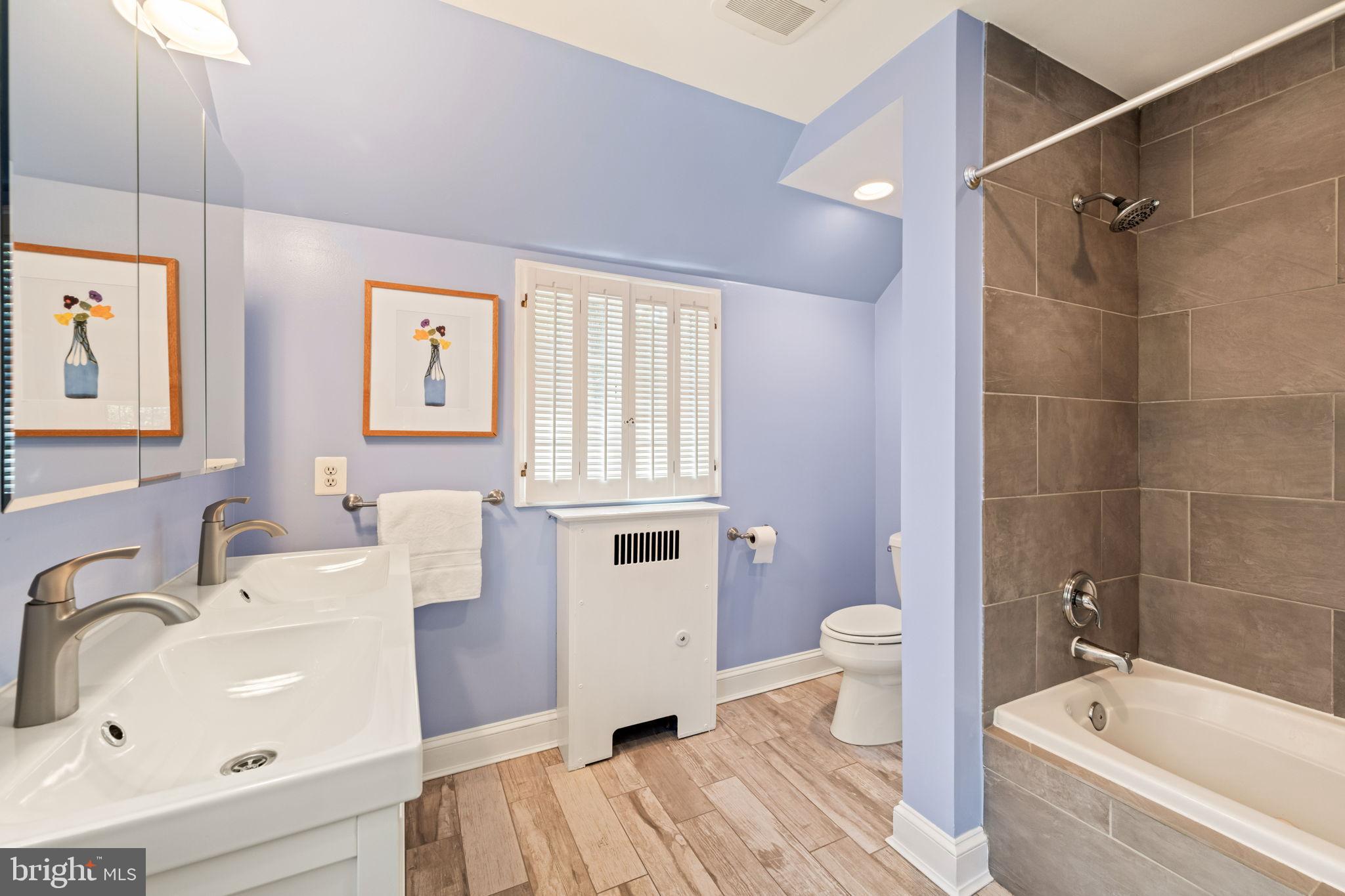 BEVERLY HILLS - Residential