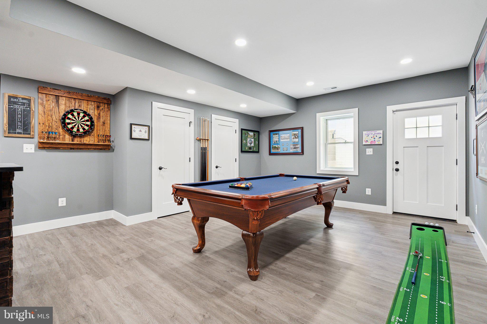 PIMMIT HILLS - Residential