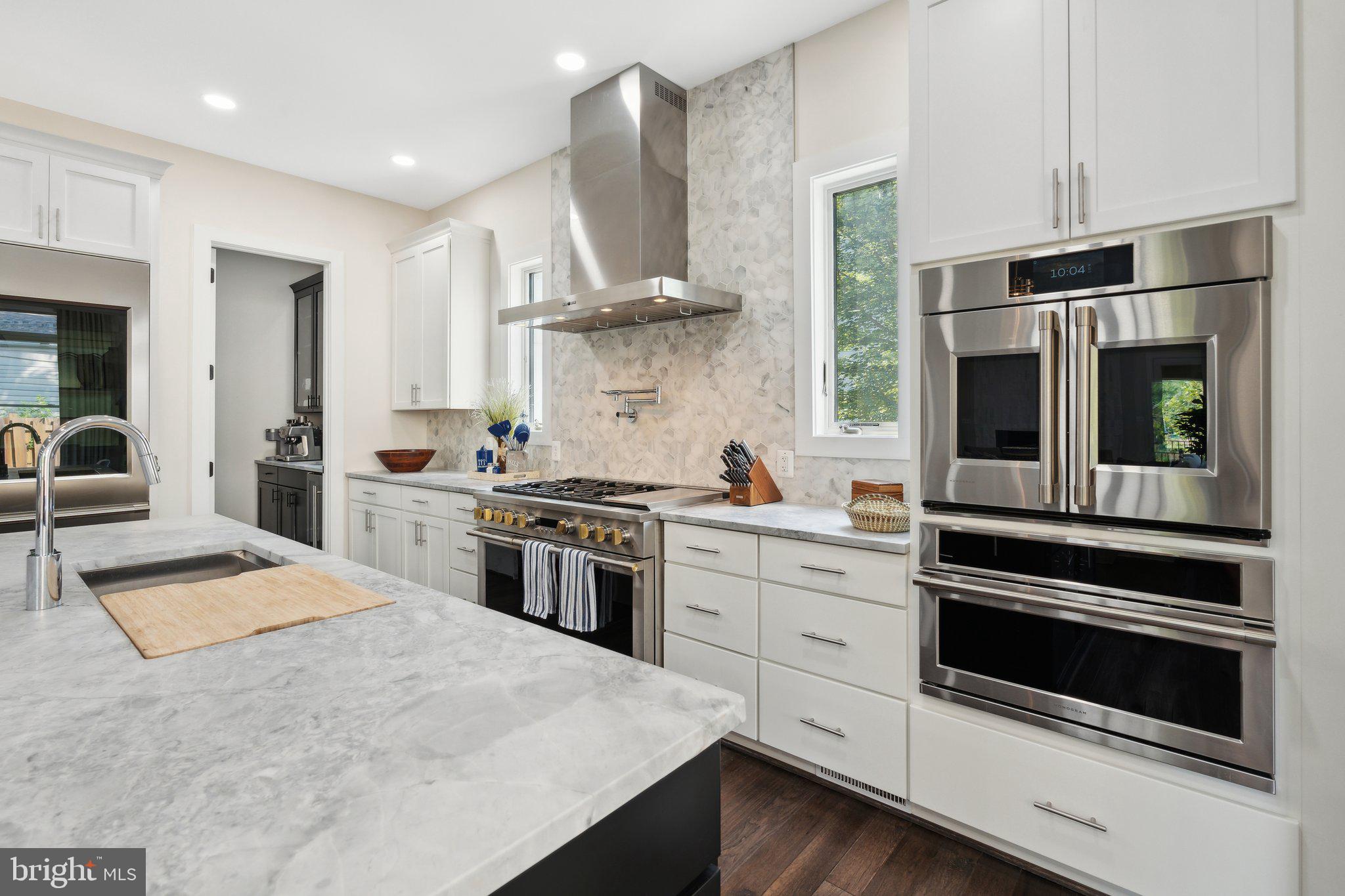 PIMMIT HILLS - Residential