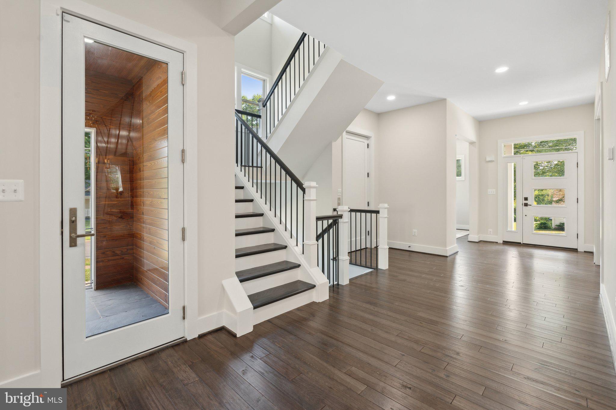 PIMMIT HILLS - Residential