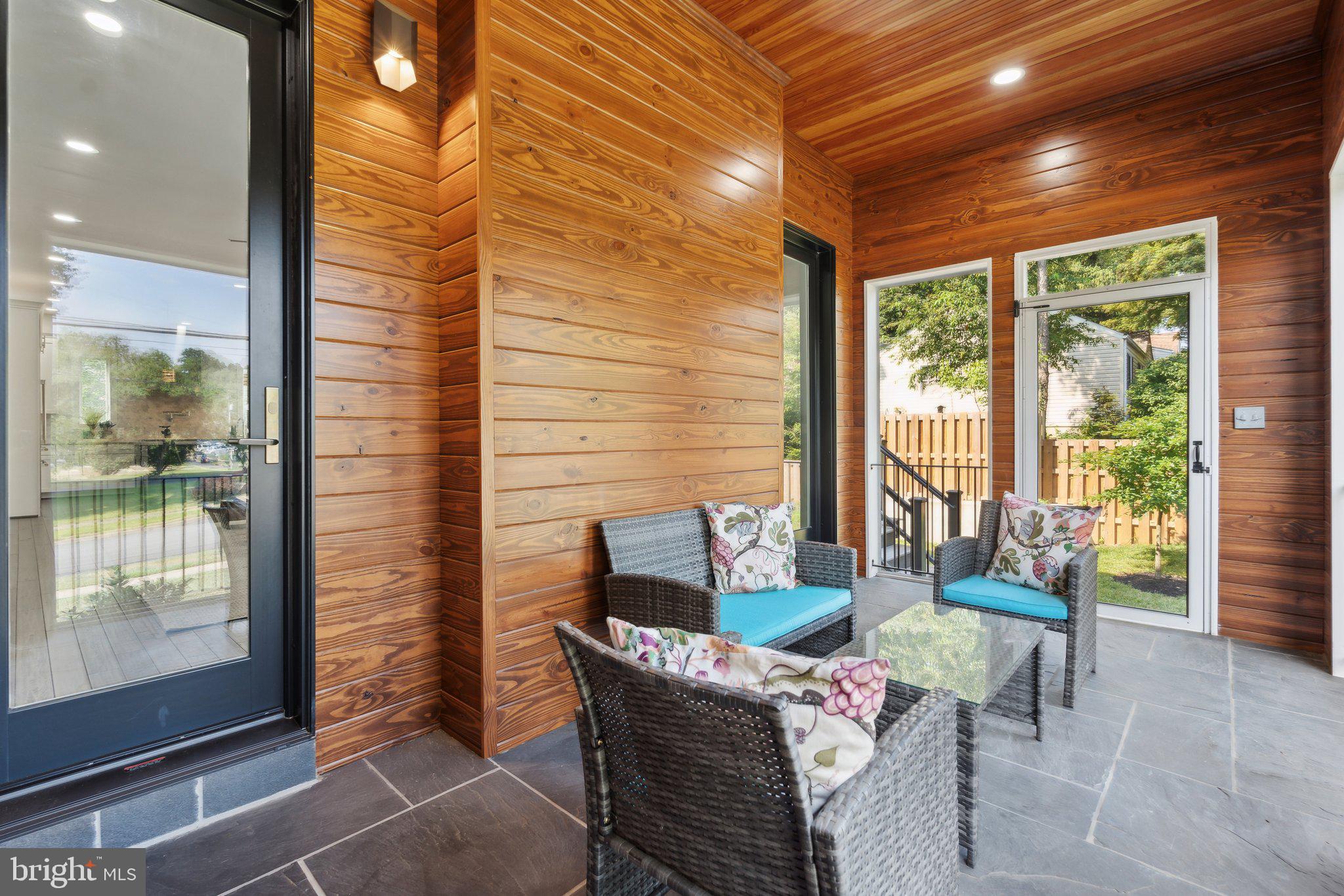 PIMMIT HILLS - Residential