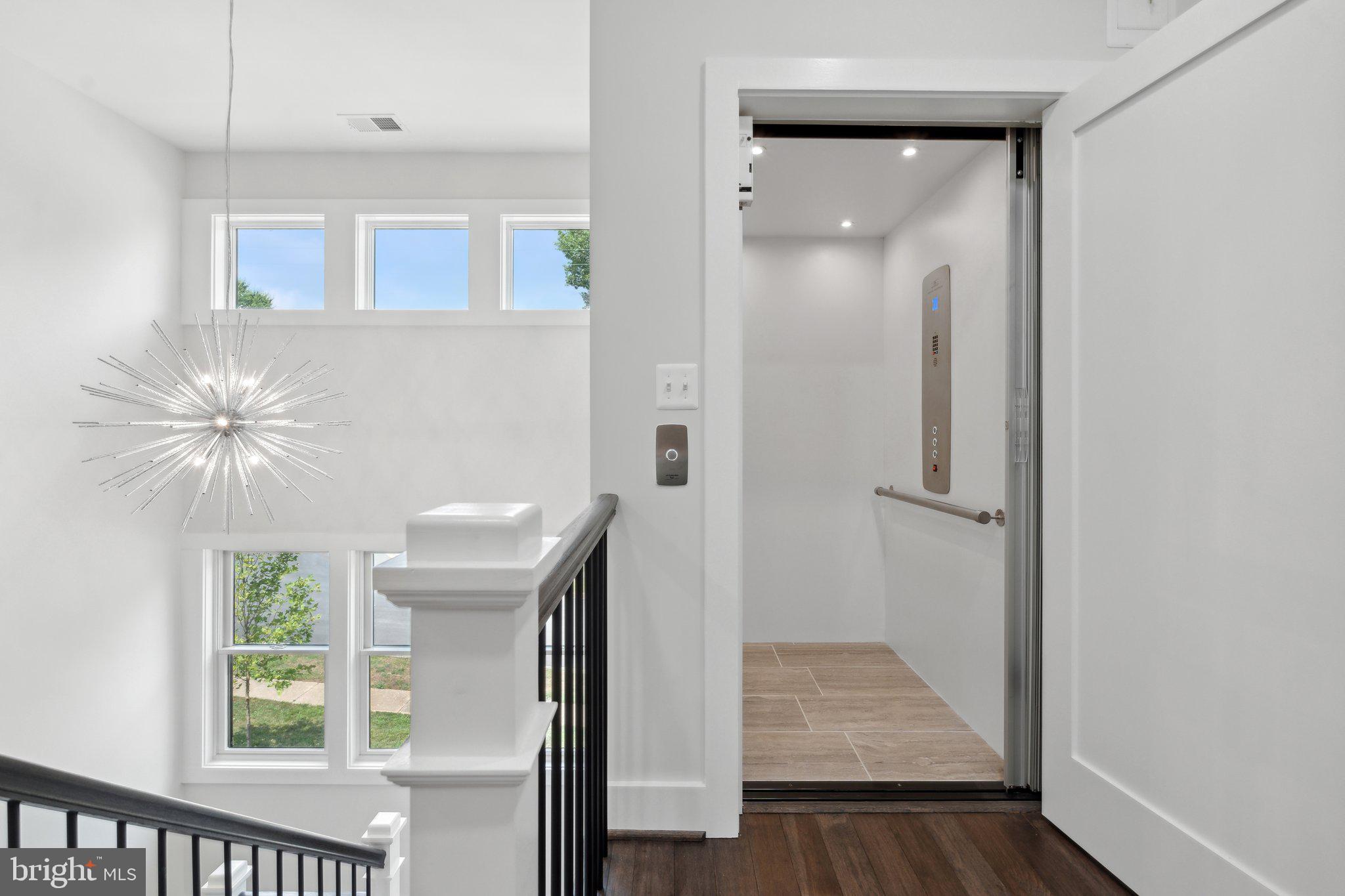 PIMMIT HILLS - Residential