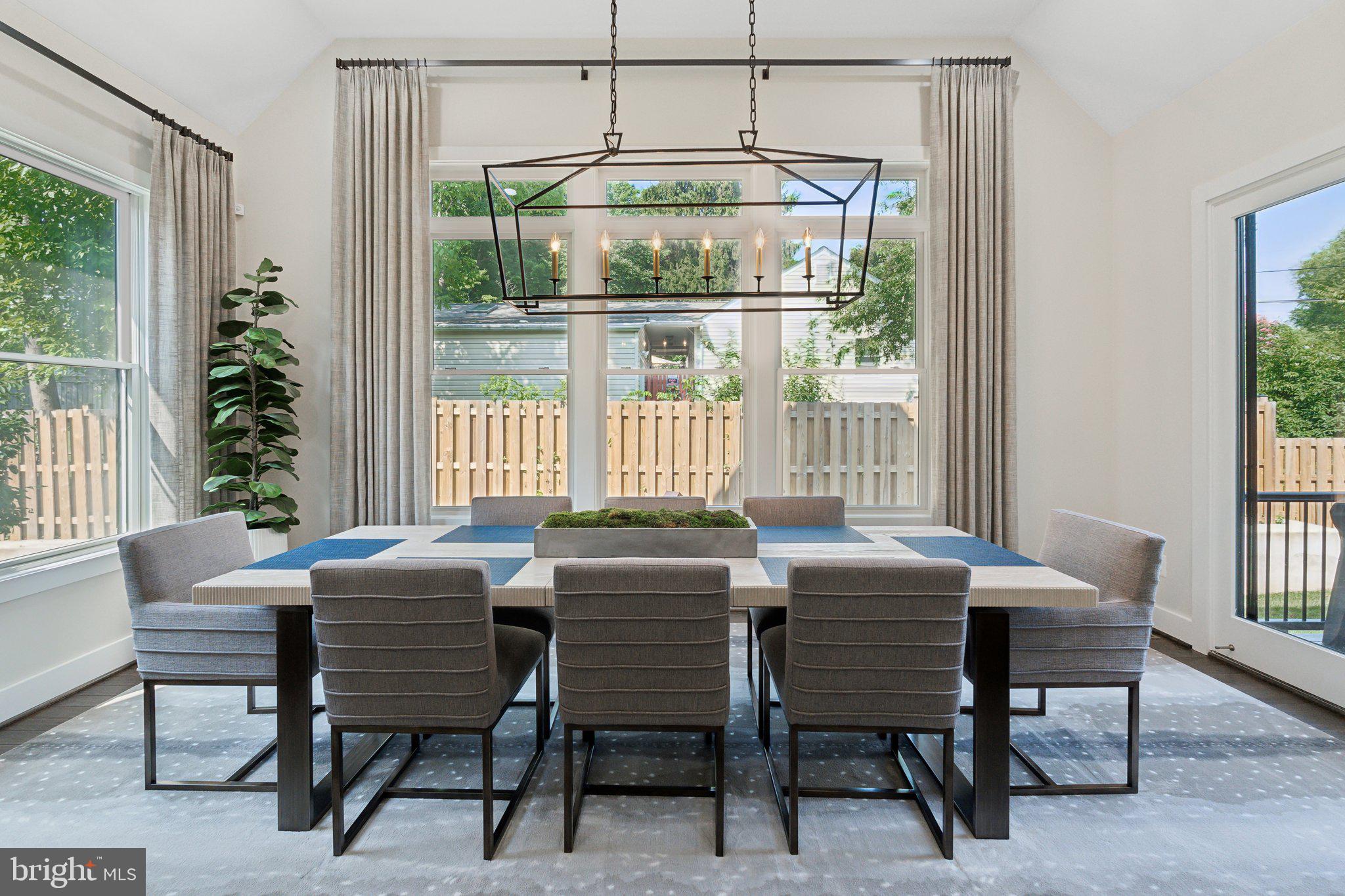 PIMMIT HILLS - Residential