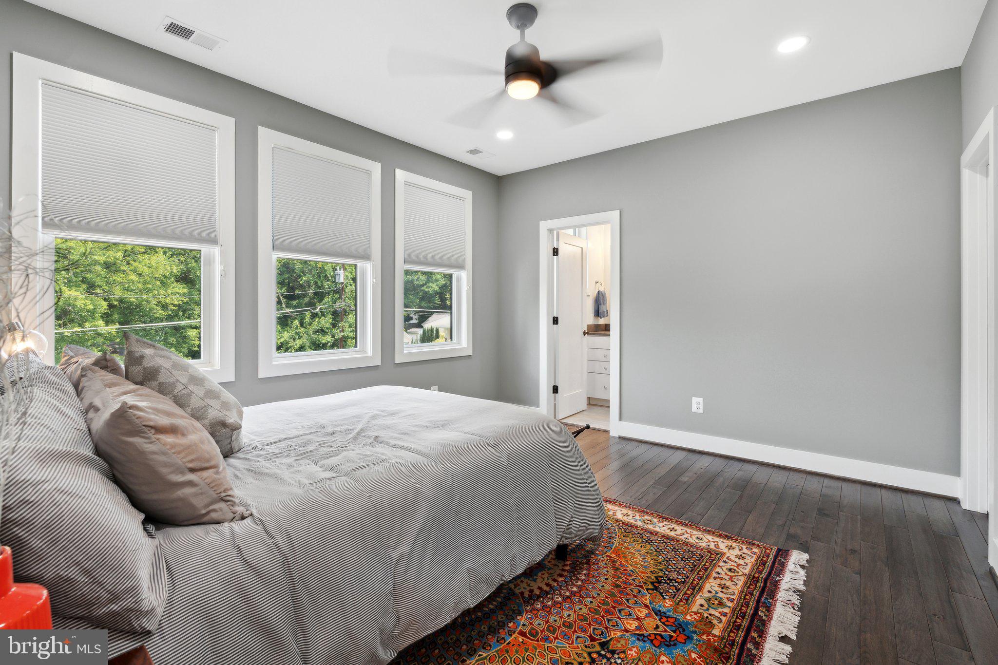 PIMMIT HILLS - Residential