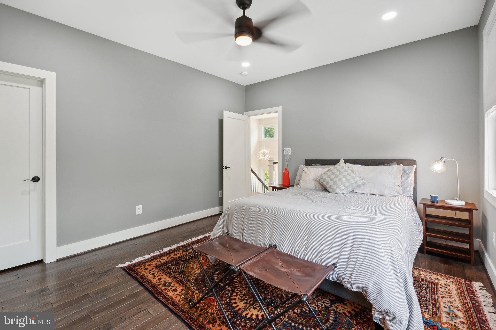 PIMMIT HILLS - Residential