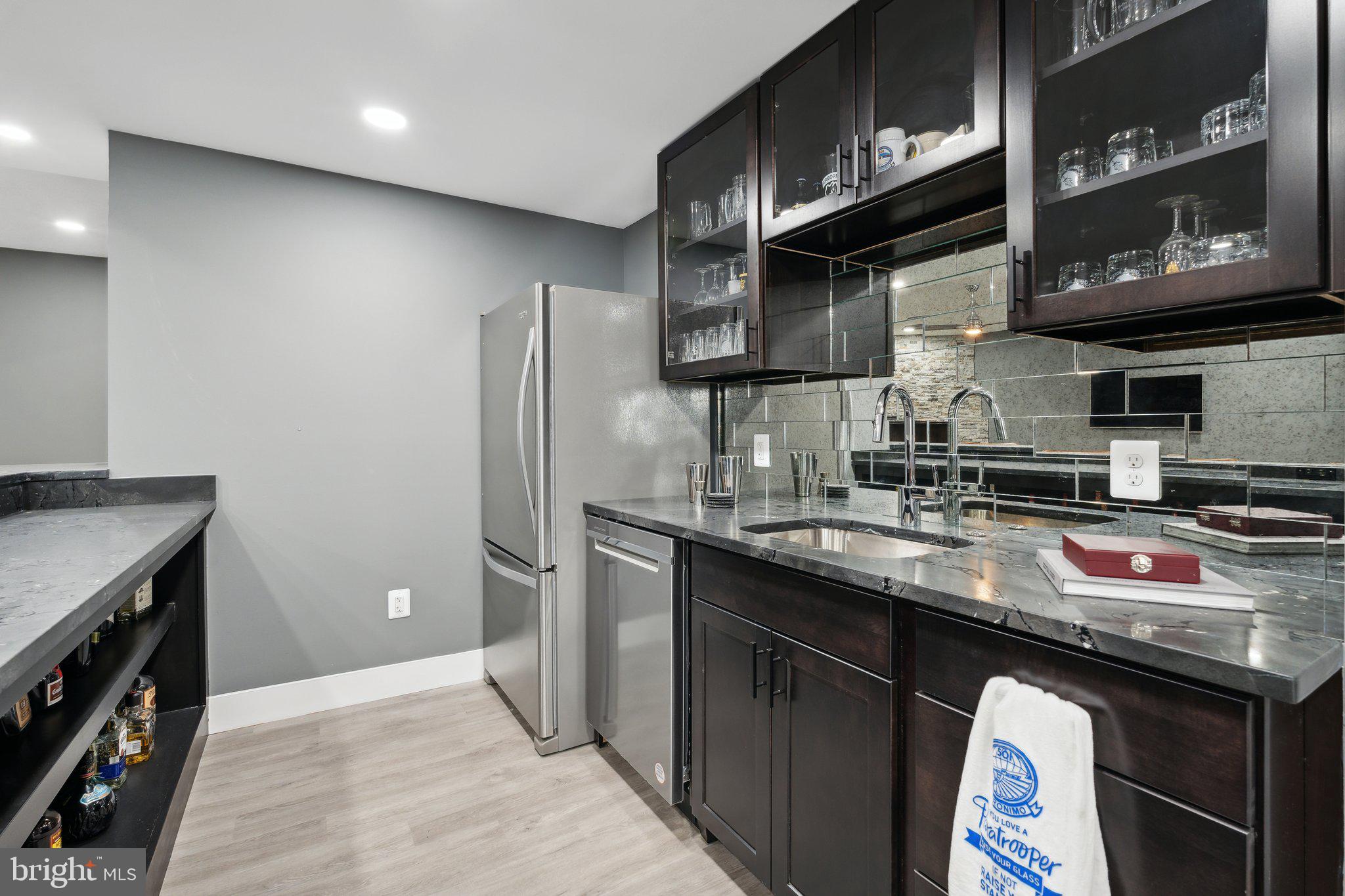 PIMMIT HILLS - Residential