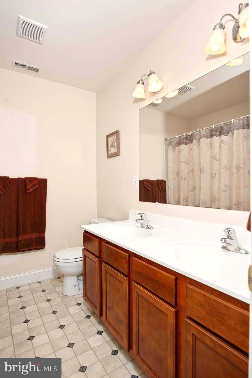 VILLAGE AT KENNEDYVILLE - Residential