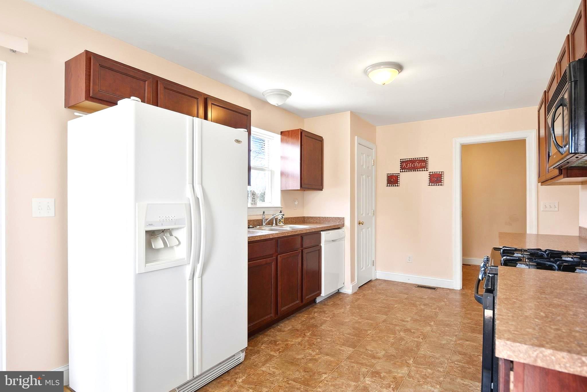 VILLAGE AT KENNEDYVILLE - Residential