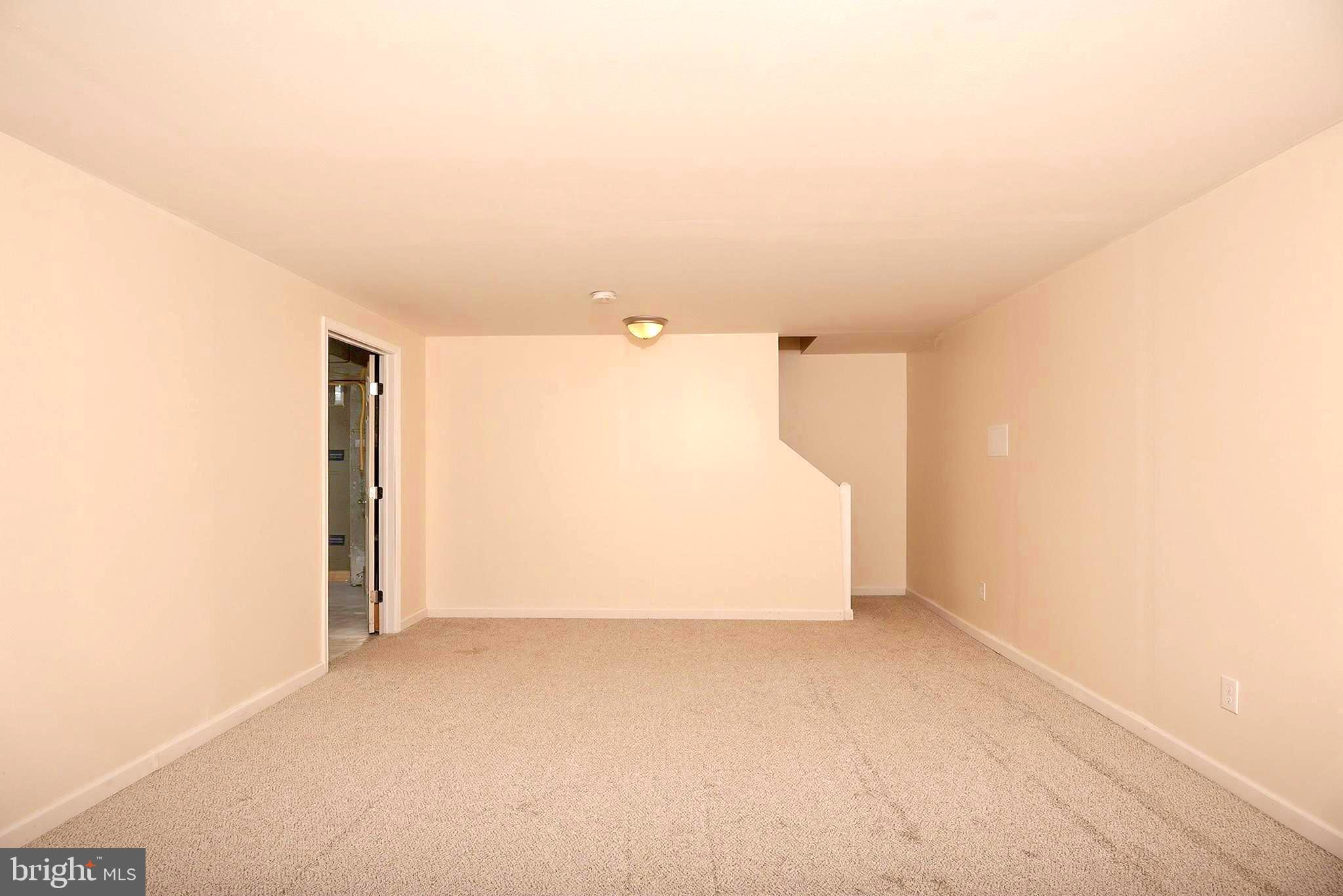 VILLAGE AT KENNEDYVILLE - Residential