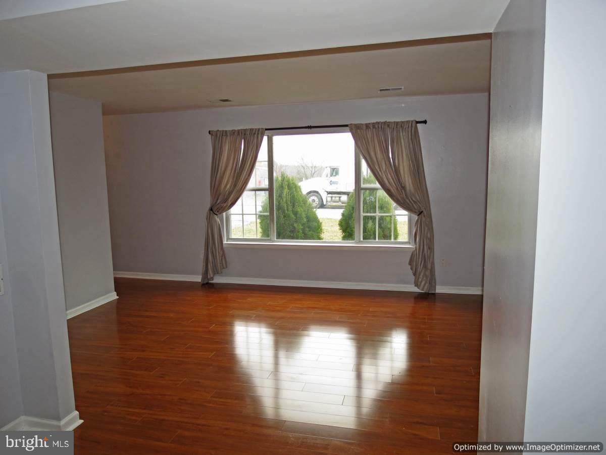 ROLLING RIDGE II - Residential