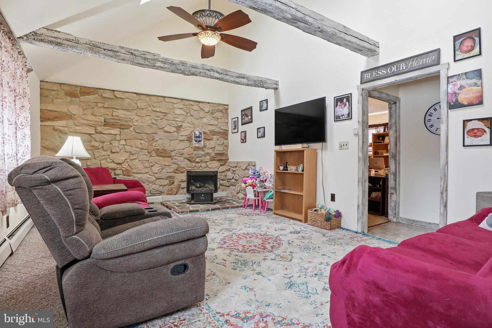 JONESTOWN - Residential