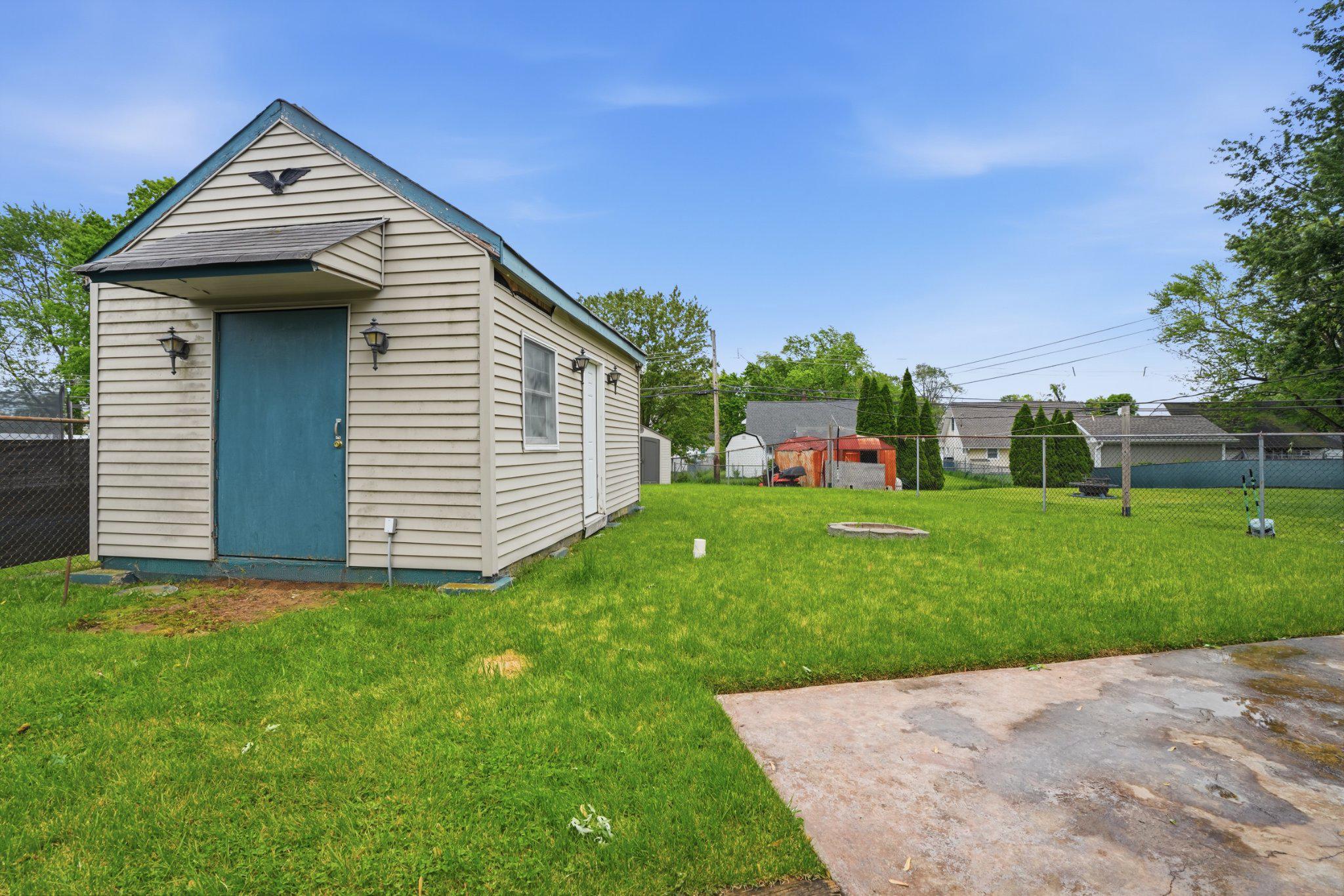 INDIAN CREEK - Residential