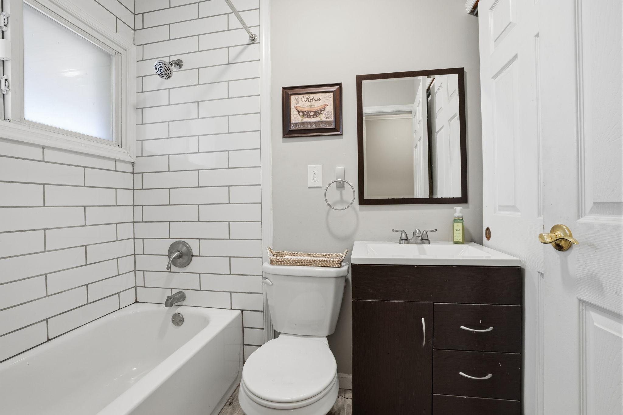 INDIAN CREEK - Residential