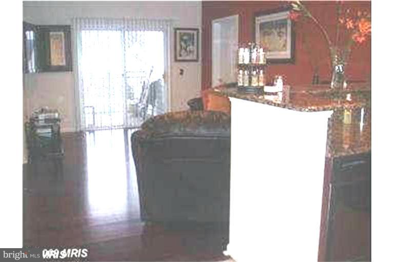 BOWIE TOWERS - Residential Lease