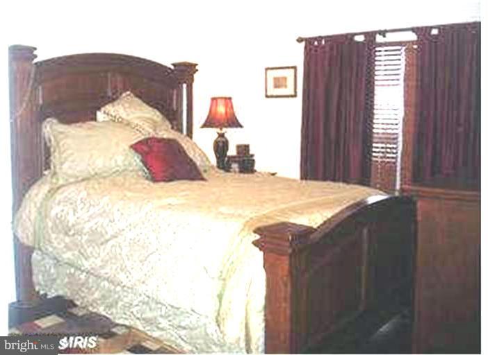 BOWIE TOWERS - Residential Lease