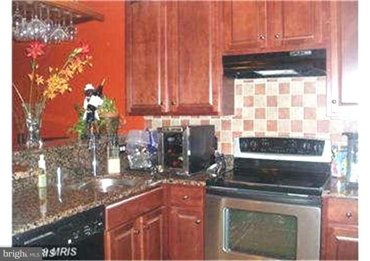 BOWIE TOWERS - Residential Lease