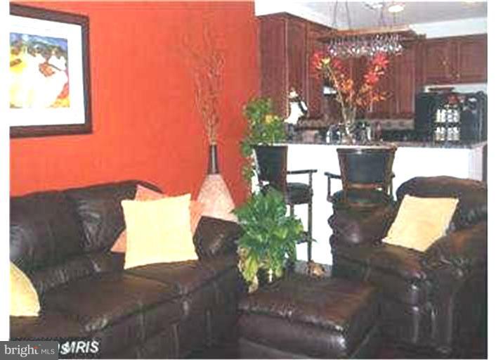 BOWIE TOWERS - Residential Lease