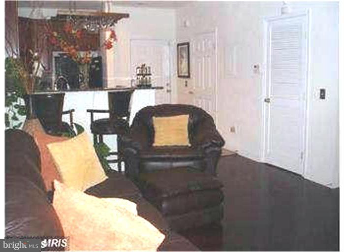 BOWIE TOWERS - Residential Lease