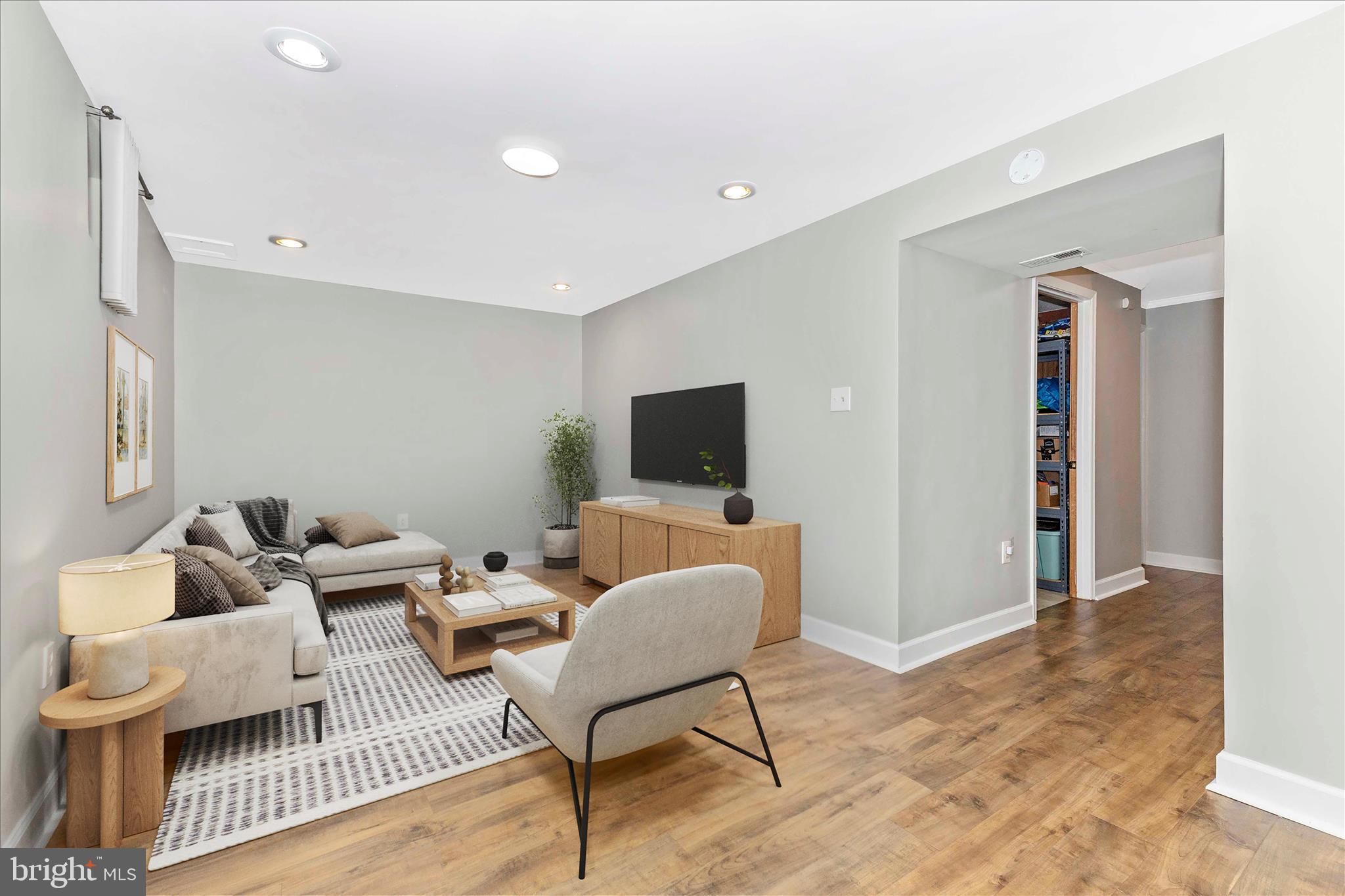 WATERSIDE - Residential