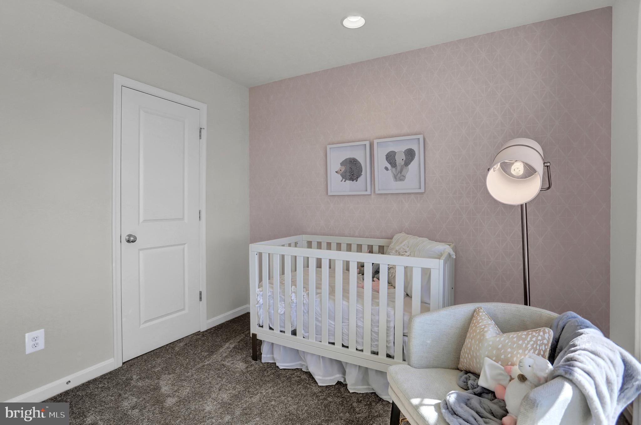 CAPTAIN'S COVE - Residential