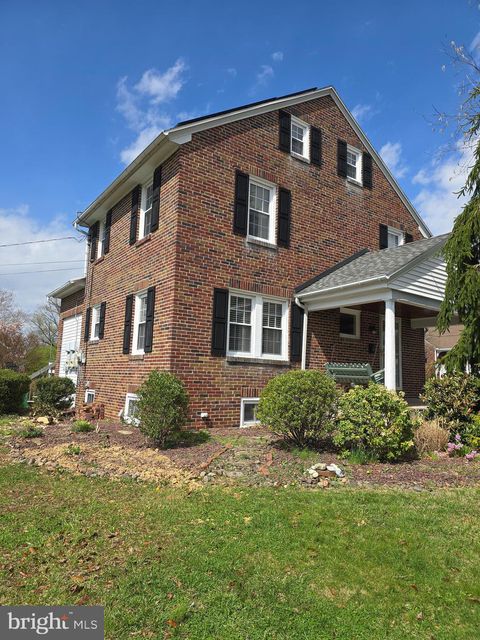 235 PENNSYLVANIA AVENUE SHILLINGTON PA 19607