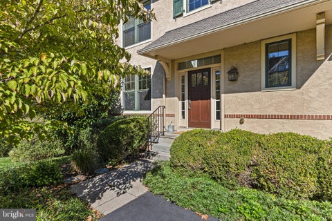 Townhouse For Sale - 201 Saul Lane<br/> MEDIA, PA 19063