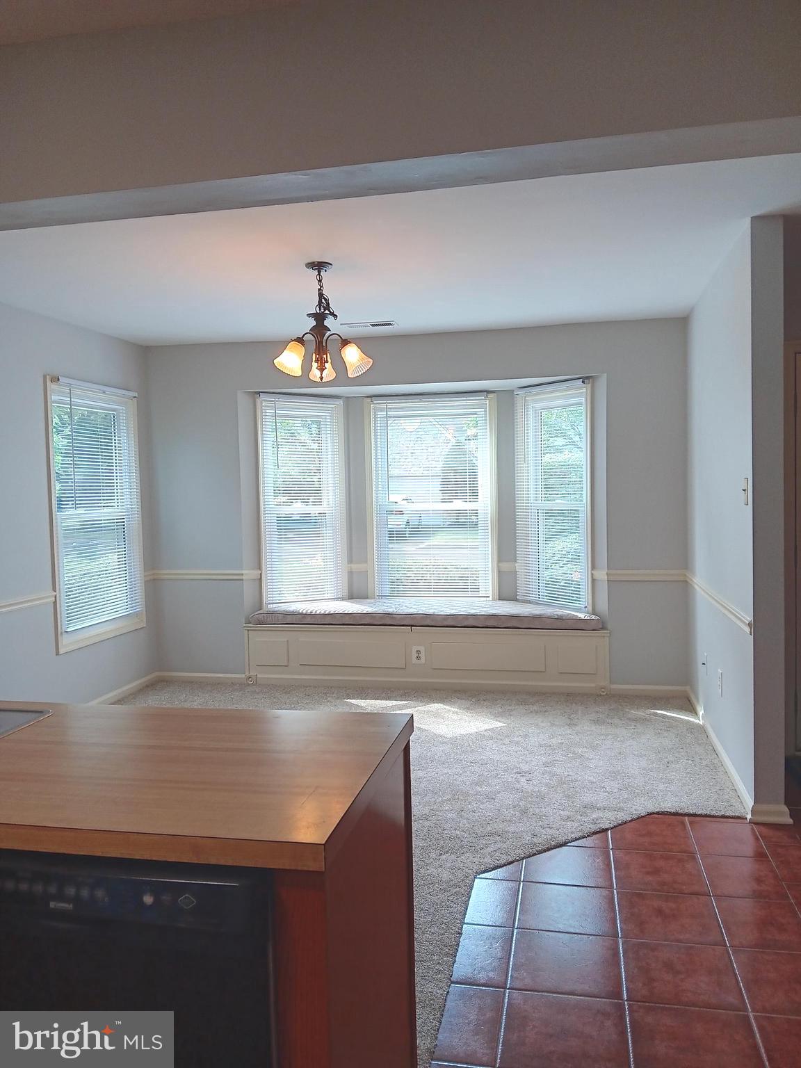 27 KANON COURT