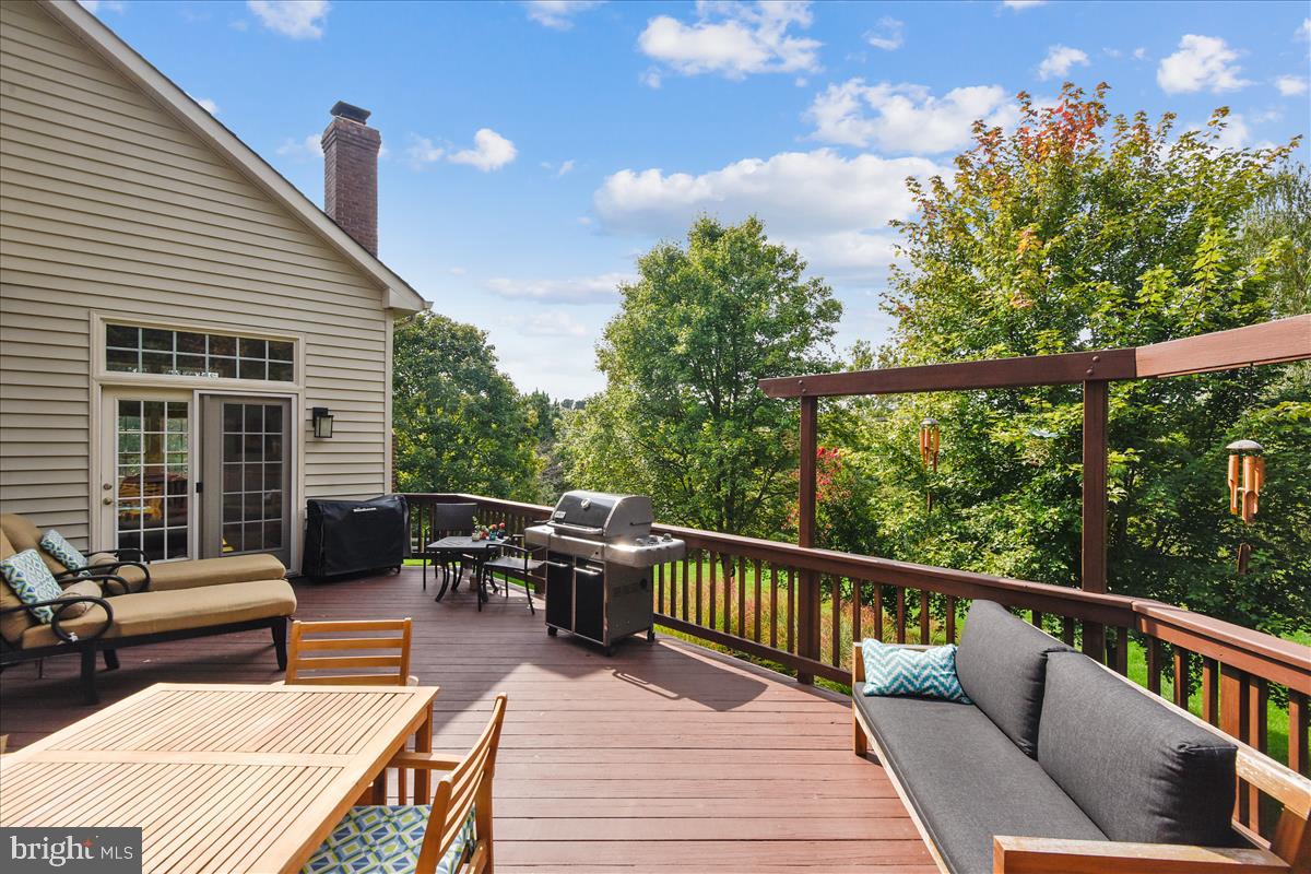 STUART HILLS - Residential