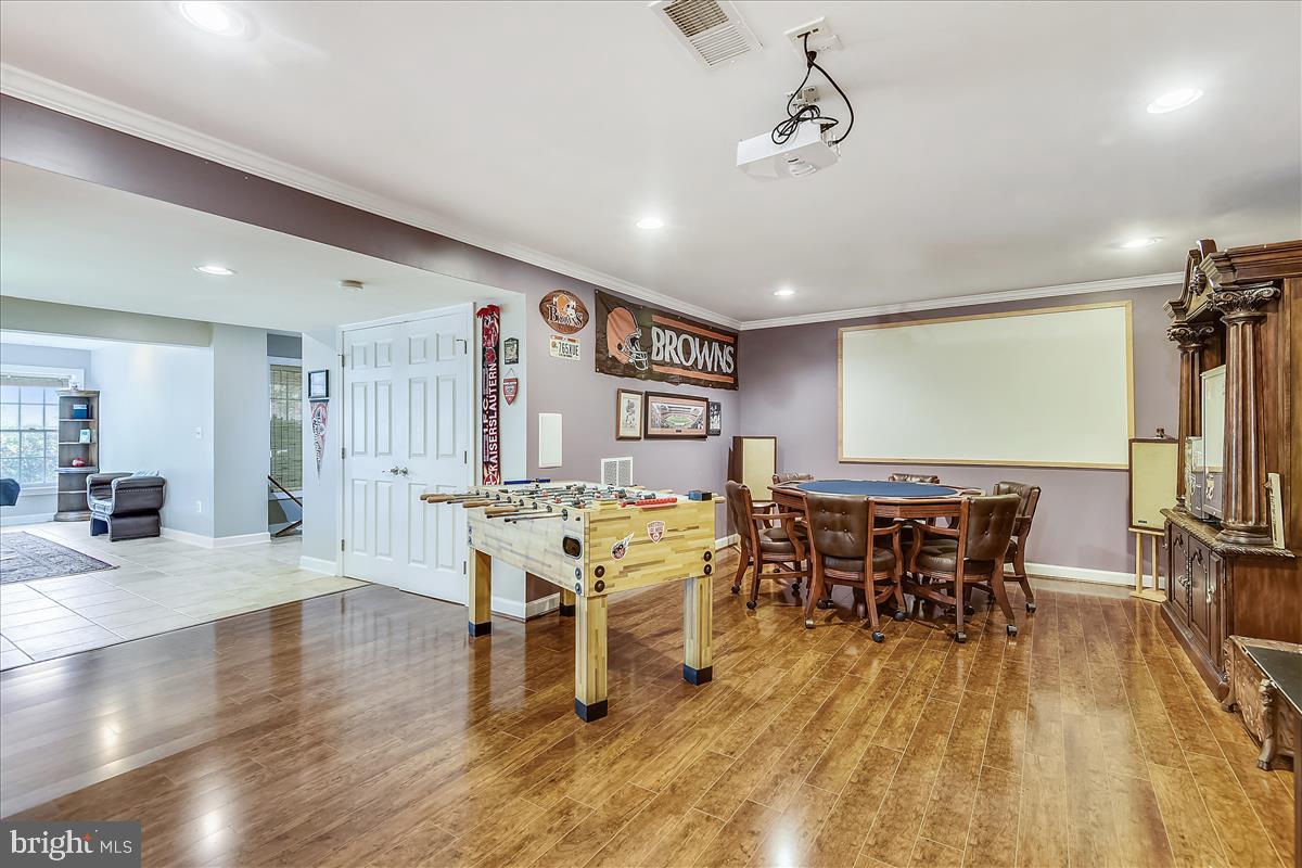 STUART HILLS - Residential