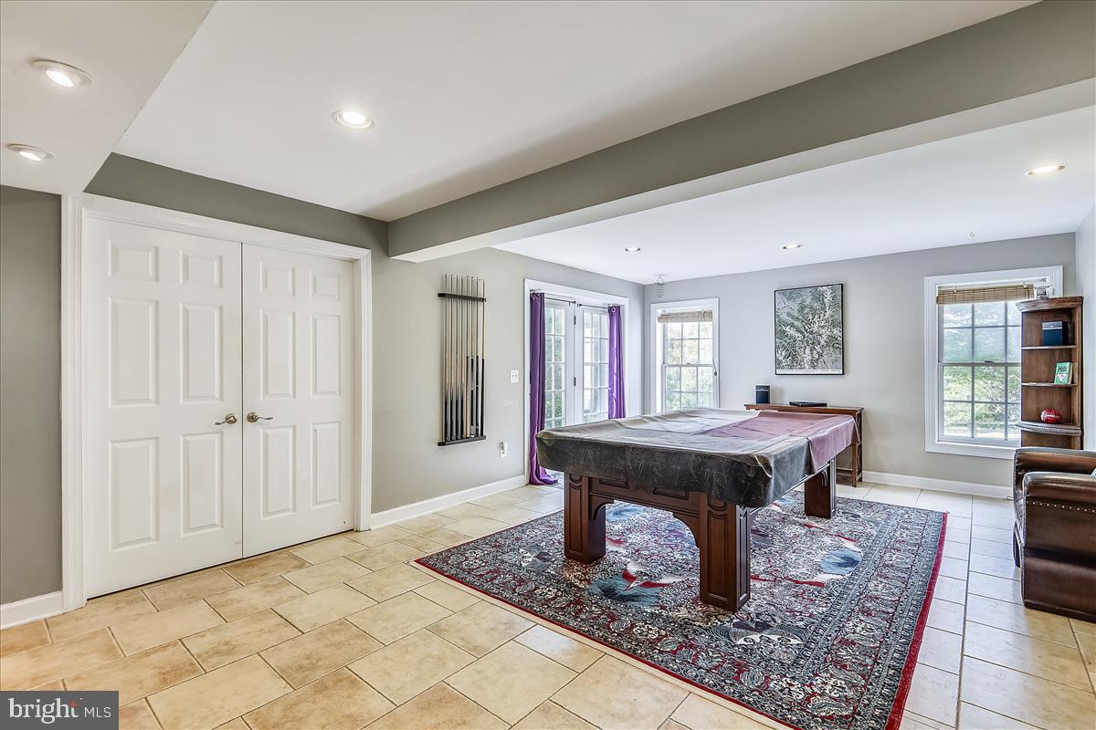 STUART HILLS - Residential