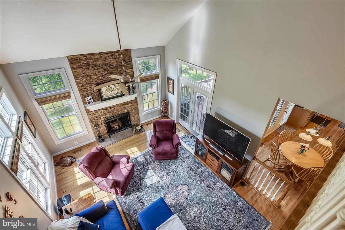 STUART HILLS - Residential