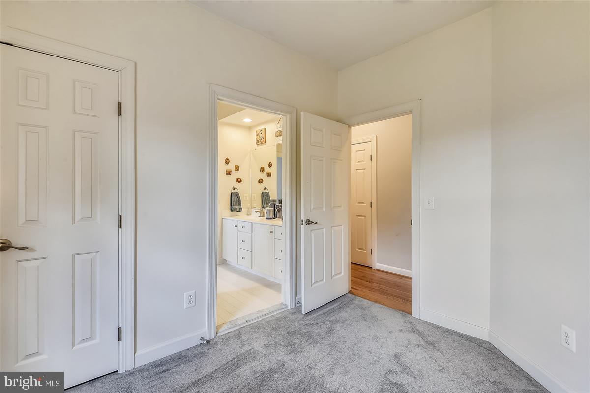 STUART HILLS - Residential