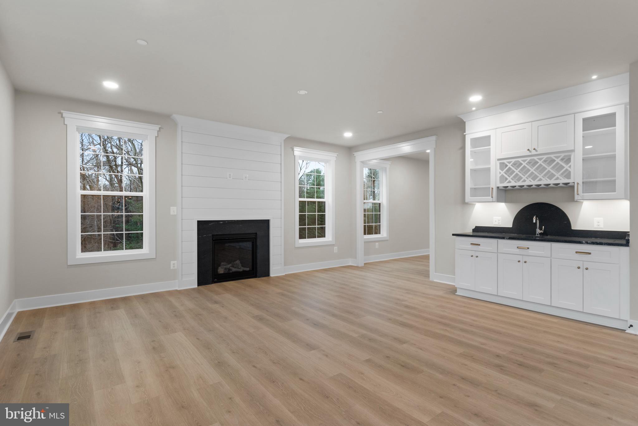 ENCLAVE AT OAK HILL - Residential