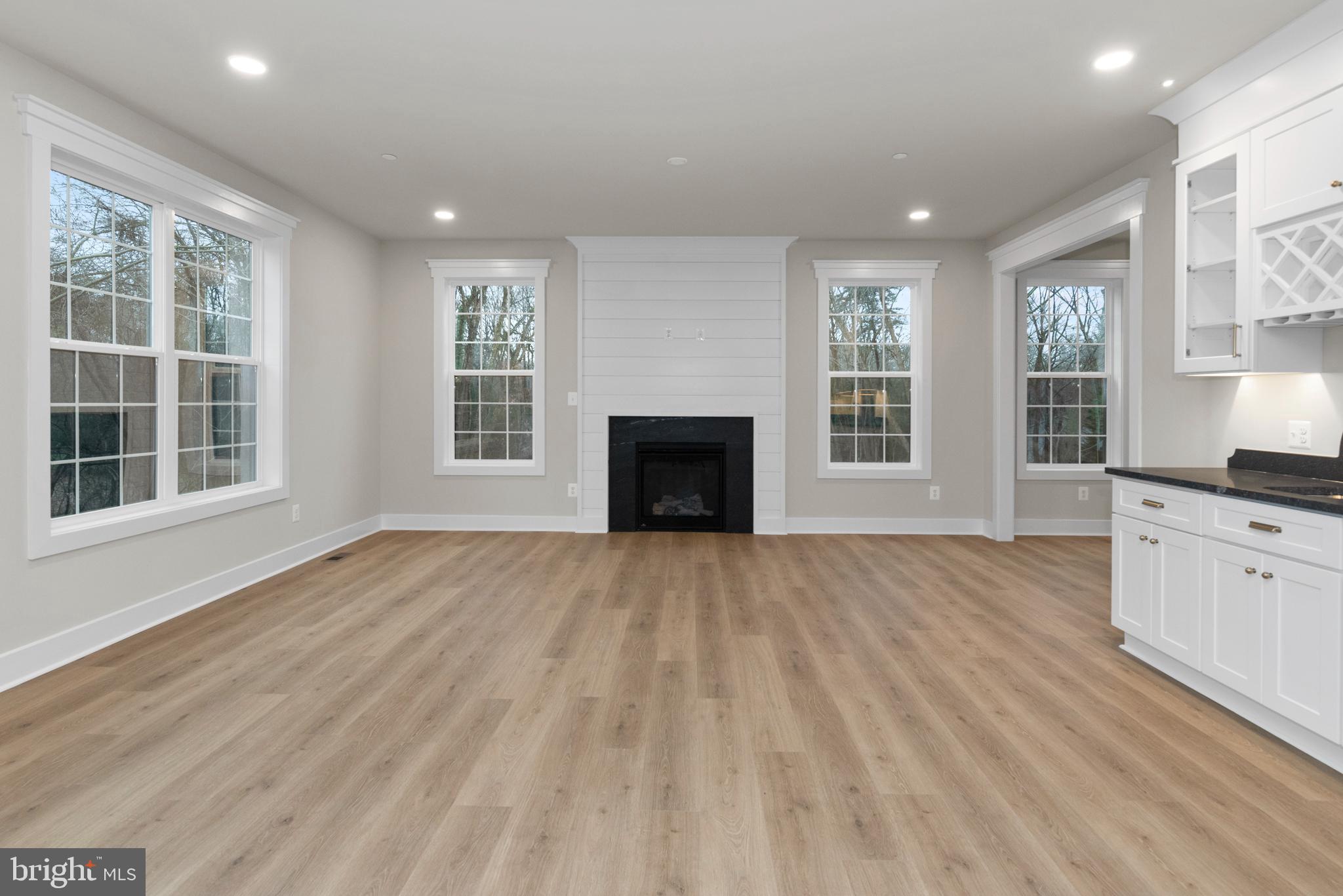 ENCLAVE AT OAK HILL - Residential